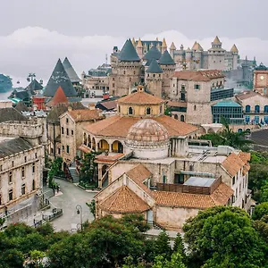 Mercure French Village Bana Hills Đà Nẵng